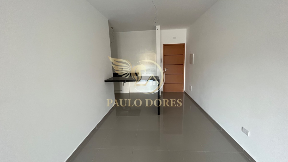 Apartamento à venda com 2 quartos, 70m² - Foto 11