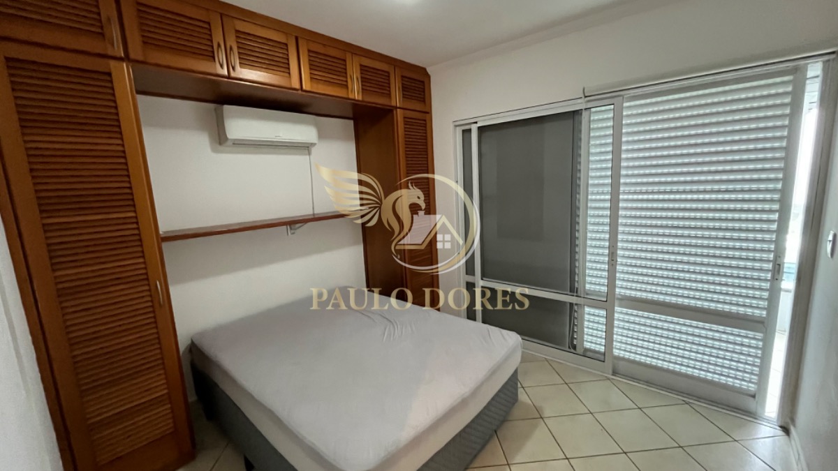 Apartamento à venda com 3 quartos, 110m² - Foto 2