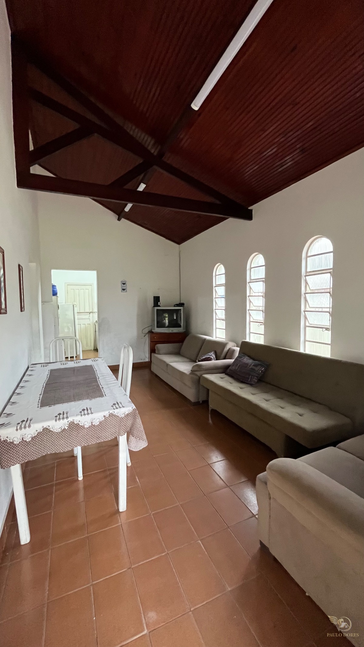 Casa à venda com 2 quartos, 250m² - Foto 3