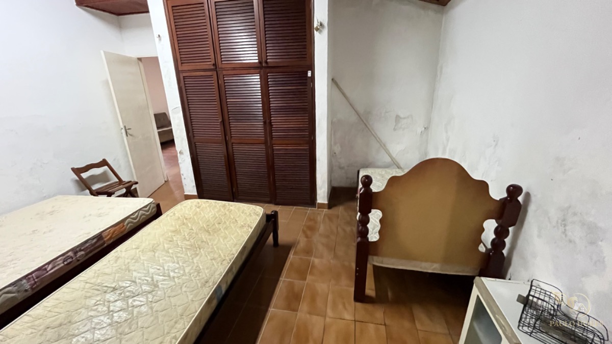 Casa à venda com 2 quartos, 250m² - Foto 6