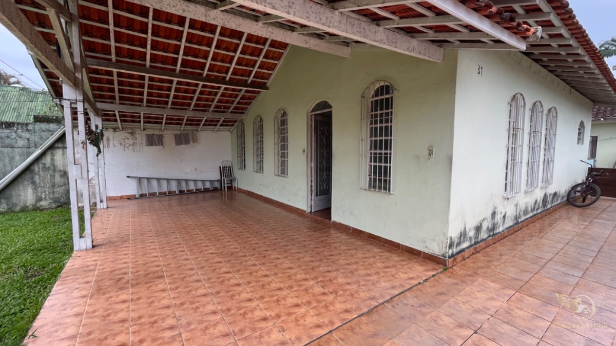 Casa à venda com 2 quartos, 250m² - Foto 2