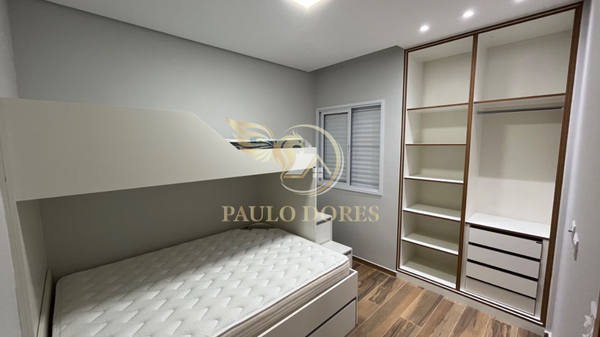 Apartamento à venda com 2 quartos, 70m² - Foto 2