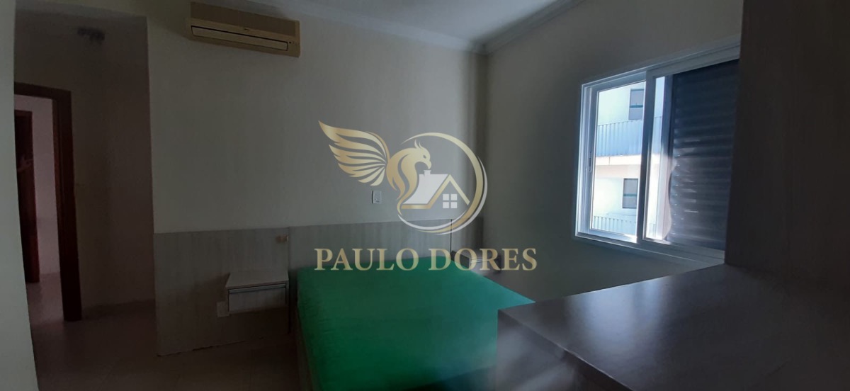 Apartamento à venda com 3 quartos, 200m² - Foto 2