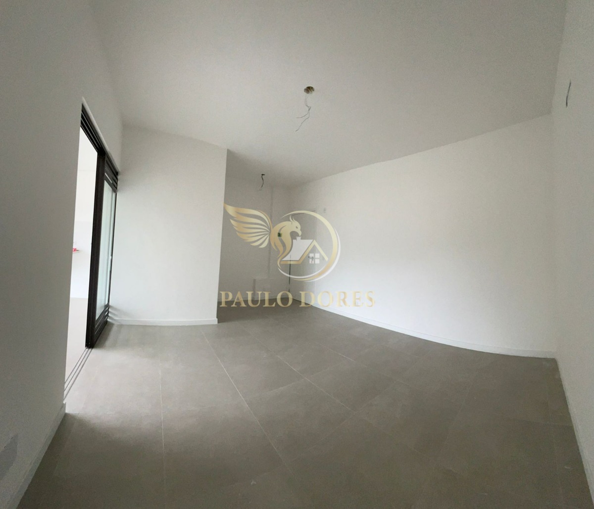 Apartamento à venda com 2 quartos, 74m² - Foto 2