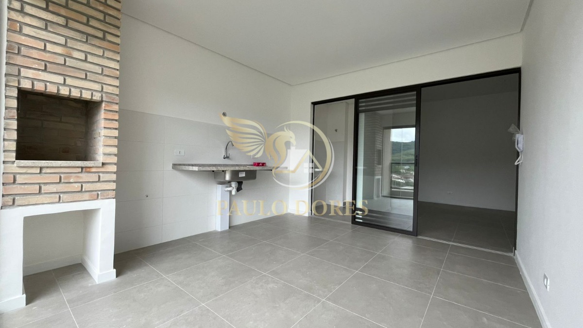 Apartamento à venda com 2 quartos, 74m² - Foto 1