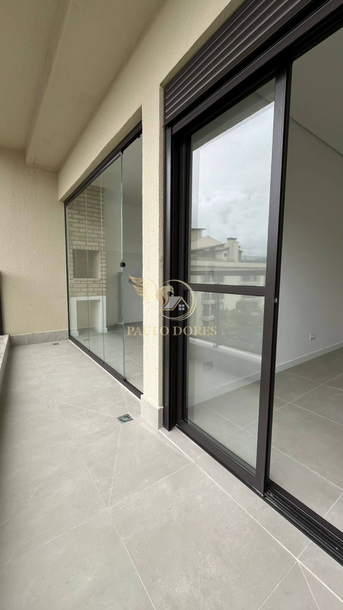 Apartamento à venda com 2 quartos, 74m² - Foto 9